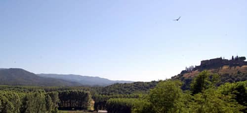 Vista panorámica del Castillo y el entorno de Hostalric