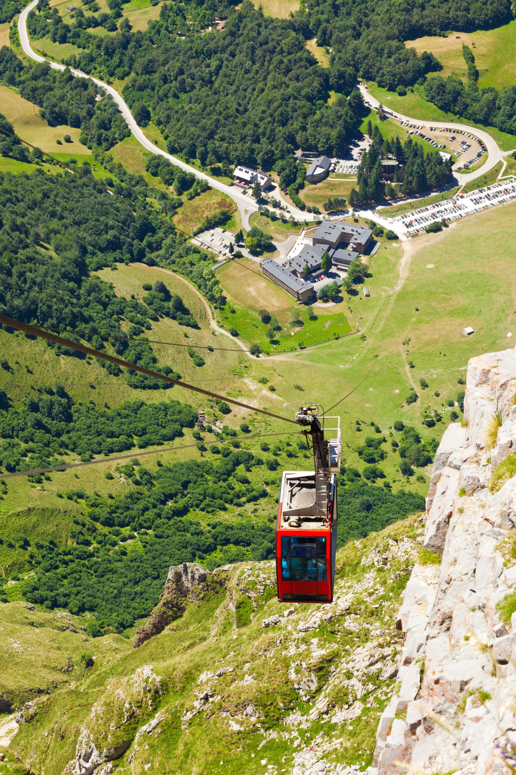 Fuente Dé clable railway. Picos de Europa, Cantabria, Spain