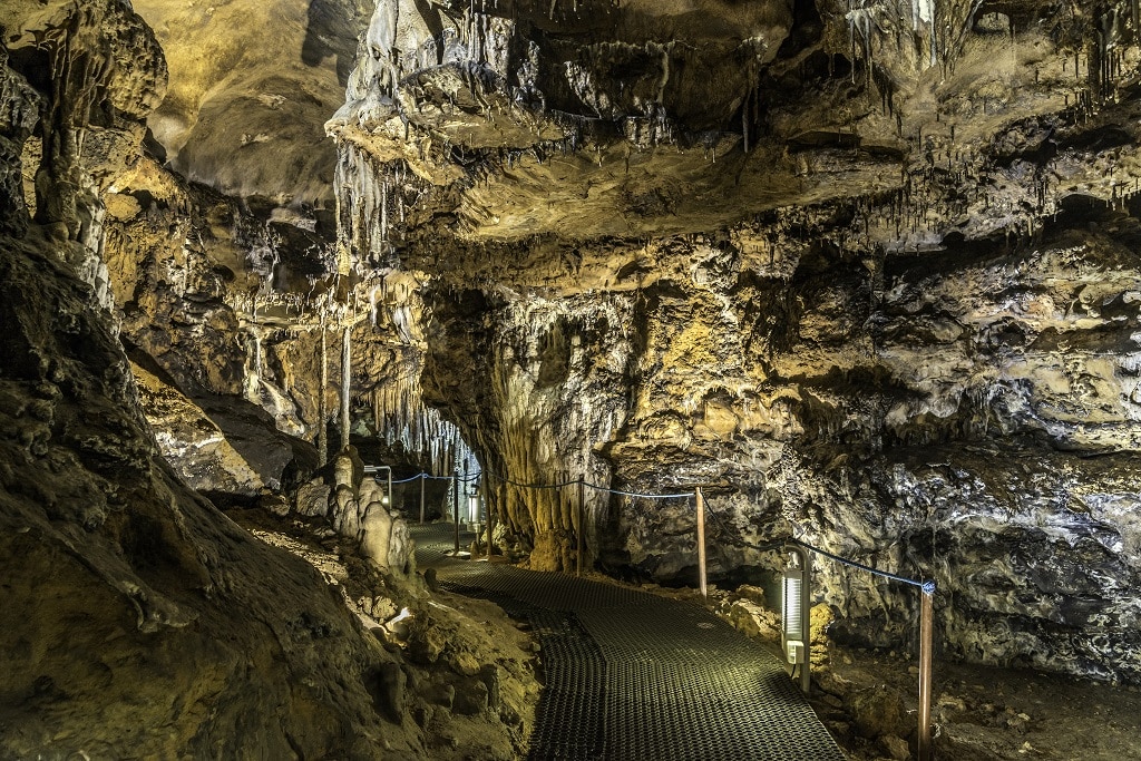 Cueva de los Enebralejos en Prádena