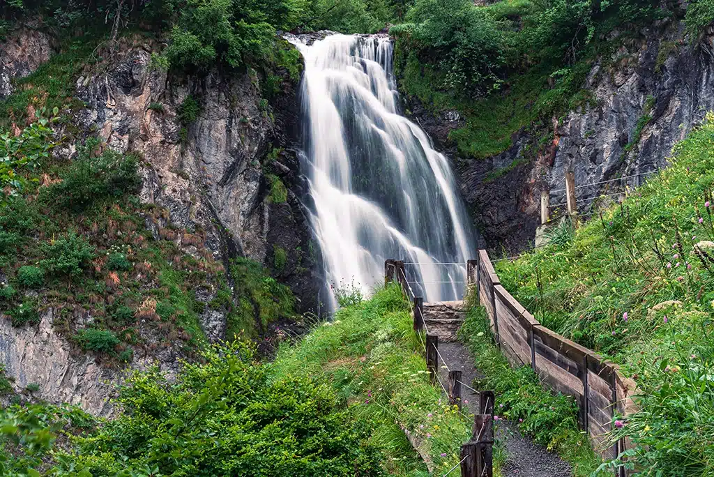 Cascada de Saut deth Pish en la Vall d'Aran. Por zkcristian